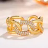 Cluster Rings Men/Women Chunky Chain Opening Gold Color Bling CZ Modern Fashion Par Anniversary Presentuttalande smycken