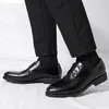 Scarpe casual Comode scarpe a punta maschili classiche da uomo Calzature da matrimonio Oxford eleganti