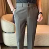 Abiti da uomo Pantaloni da completo Abbigliamento di lusso coreano di alta qualità Abbigliamento formale da lavoro Pantaloni da uomo Tutti abbinabili Abito casual slim fit 38