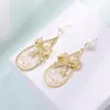 Dangle Earrings 2024 Pearl Big Dangler Jewelry Vintage Style Gold Metal Women Designerブランドハンギングイヤーリング