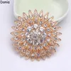 Broches Donia bijoux cour européenne et américaine strass broche haut de gamme cadeau dames manteau écharpe accessoires alliage