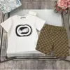 Vêtements pour enfants européens et américains garçons et filles nouvel été 2024 style britannique grands garçons style étranger marque à la mode ensemble deux pièces