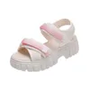 Slippers Ronde Tip Nummer 41 Vrouwen Comfortabele Sandalen Merk Witte Platte Schoenen Sneakers Sport Jaar Nieuwigheden Styling