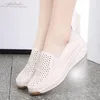 Casual Schuhe Plus Größe Hohl Slip Auf Frauen Turnschuhe Elastische Sommer Atmungsaktive Damen Absatzhöhe 4,0 Keile Frau Faulenzer