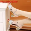 Klänningskor 2024 Guldkvinnor tofflor Sliver Summer Party High Heels Low Block Square Middle Heel Fashion Female Sandals