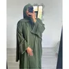 Etniska kläder Dubai Turkiet Kaftan Eid Ramadan Muslimska kvinnor Kimono Abaya Dress 3 Piece Matchande Set Islamic Robe Prayer Plagg Abayas