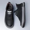 Echte Leder -Herrenschuhe Luxusmarke Casual Schuhe Schnürung Herren Turnschuhe Italienisch atmungsaktives Tenis Sport Schuhe Skateboardschuh 240329