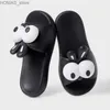 home shoes Cute Cartoon Rabbit Slippers New Womens Summer Big Eye Home Platform Slippers Cute Non-Slip Bathroom Slippers For Women Y240401