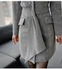 Casual Dresses Fall/Winter 2024 Gray Plaid Ruffle Edge Långärmning PLEATED SUIT DRESS KOREAN Fashion Elegant Slim BodyCon Work Jacket