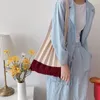 Sac en tissu tricoté pour femmes, sac à bandoulière Design bloquant les couleurs, sacs plissés en tissu de laine, fourre-tout pliable à sangles pour dames