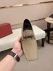Topp män designer läder fritidsdesigner loafer mode andningsbara körskor glid på bekväma lägenheter män skor storlek 6.5-11