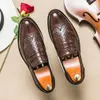 Chaussures décontractées pour hommes d'affaires rétro britanniques, mocassins de marche formels pour jeunes hommes, mocassins d'extérieur de haute qualité, mode Oxford 2024