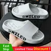 Heimschuhe 2024 Sommer Dicker Sohle Outdoor Beach Slides Herren Badezimmer Anti-Schlupf-Hausschuhe weiche Eva Sandalen Mode Frauen Flip-Flops-Hausschuhe Y240401