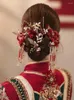 Fermagli per capelli Cinese Xiuhe Copricapo da sposa Fiore di velluto rosso Nappa Step Shake Phoenix Crown Wedding Accessori Cheongsam
