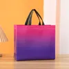 Förvaringspåsar Stobag 50st grossistfärg Non-Woven Tote Shopping Portable Fabric Presentförpackning Återanvändbar påse Anpassad logotyp (extra avgift)