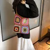 Bolsos de noche Bolso de crochet de flores vintage para mujer Bolsos bohemios de hombro cuadrado de punto Ahueca hacia fuera el bolso tejido de ratán Playa