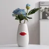 Vase Vilead Red Kissing Vase Faceセラミック植木鉢新鮮な植物リビングルームベッドルームテーブルトップデコレーションアクセサリーウェディングディナー