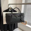 E Giant Travel Maxi Bag in Quilted Leather Deigner Bag Women Tote Bag Attache Crobody Shopping Beach Famou Large Tote Shoulder Pure Fahion E