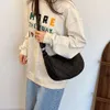 Designer di moda di lusso Tote Borse Netizen Borsa di grande capacità 2024 Nuova borsa a mezzaluna trendy e semplice Texture versatile Tracolla morbida con una spalla Panino con gnocchi