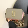 Çok renkli kamera çantası tasarımcı çanta çanta kadın geniş kayış omuz çantası moda kravat boya lüks deri italik flaş kayış çantası yüksek doku mini işaret çanta 002