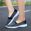 Chaussures décontractées femmes baskets sans dentelle doux grande taille respirant plat été marche vulcaniser Zapatos558