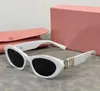 mit Box Modedesigner-Sonnenbrille Schlicht für Damen Herren Klassische Markensonnenbrille mit Buchstabenbrille Adumbral 11 Farboptionen Brillen