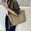 Femmes nouveau Style Simple sac fourre-tout fermeture éclair luxe concepteur grande capacité sacs à main et sacs à main femmes pour le travail en cuir de couleur unie 710N #