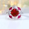 Cluster Rings Desire Fashion Luxury 925 Silverfärgad Treasure Flower Bud Ring High Carbon Diamond
