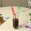 Engångskoppar sugrör 20st färgglada lockiga raka böj dricker tillbehör hem bar café kök olika styling party leveranser