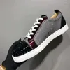 Sapatos casuais masculinos tênis vestido plano formadores designer de luxo preto cravado sapato glitter para homens moda cor misturada