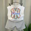 Roupas de roupas de verão para bebês Coloque de roupas para crianças roupas para crianças com mangas de moda sem mangas