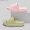 Buty domowe Sofe Sole Platform Kappers Kobiety Summer Grube Dom Bottom Cloud Slajdes Kobieta Sandały 2024 Casual Beach Flip Flip Flops Ladies Y240401