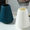 Vases Simple Vertical Striped Small Vase Living Room Flower Arrangement Decoration Imitation Ceramic Plastic Pot-White