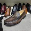 Scarpe eleganti Taglia dalla 39 alla 46 Mocassino da uomo con nappa in vera pelle di mucca di lusso da sposa Calzature maschili slip-on marrone scuro nero