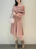 Casual Dresses Cross Kink V-hals axelbandslösa eleganta kvinnor 2024 Spring Japan Style Slim Fit Knit Robe Solid Long Sleeve Midi Vestidos