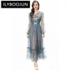 Casual Kleider ILYBOOJUN Mode Designer Herbst Mesh Stickerei Kleid Frauen Oansatz Laterne Hülse Perlen Bogen Elegante Party Lange