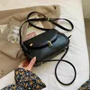 Сумки на плече 2024 Contrast Color Vintage Underarm Saddle Crossbody Bag для женщин летние кожаные дизайнерские сумочки PU