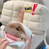 かわいいスクエアグリッドソフトファーメイクアップバッグ女性ポータブルトラベル化粧品バッグ