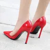 Elbise ayakkabıları 11cm kırmızı stiletto kadın seksi ofis bayan sığ yüksek topuklu gövdeli ayak parmağı peluş boyutu 45 46 44 Yüksek topuklu pompalar