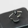 Anneaux Akac Natural Black Spinelle 925 Taille de pierre d'anneau en argent sterling environ 5 * 7 mm Envoyer au hasard