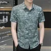 Mannen Casual Shirts Modieuze Polo-Hals Gedrukt Shirt Mannelijke Kleding 2024 Zomer Slanke Koreaanse Trend Single-breasted Korte mouw