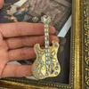 Broşlar ortaçağ tam rhinestone tarzı çok yönlü broş ışık lüks zarif gitar premium his pimleri