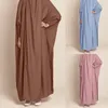 Etniska kläder kvinnors muslimska dubai middle kalkon stor sväng fast färg mantel rund hals lösa temperament bön retro söt