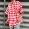 High Street Haftowana litera koszula z krótkim rękawem Hiphop Casual Retro Plaid Lapel Pół rękawów Chicano Top Summer Mens Wear 240321