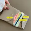 Anpassade brev FI Kvinnor Ko Läder Kreditkortshållare Driverlicenskort Cover Bifold Wallet Coin Purse Small Card Case W1TB#