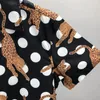 Männer Casual Hemden 2024 Sommer Hochwertige Kurzarm Hemd Leopard Schwarz Und Weiß Polka-dot Druck Muster Für Männer pyjamaKragen