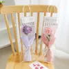Fiori decorativi 1 set fai da te bouquet di garofani di lana lavorato a mano finito fiore all'uncinetto sacchetto di plastica regali per la festa della mamma matrimonio