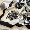 Letras de designer branco preto impressão flor flor imite faixa de seda para feminino de moda longa lenços de maça