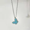 Brand Originalité Version élevée Van Butterfly Collier Femme Belli Turquoise Pendant Rose Gold Mini Blue Agate Collar Chain de chaîne