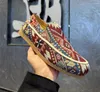 Mode män fest bröllop klänning skor loafers broderi lägenheter lätta designer casual skor andas formella kontor lyx komfort sneakers